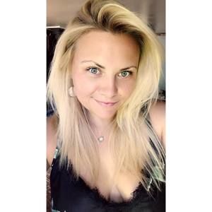 Meet your Posher, Melanie